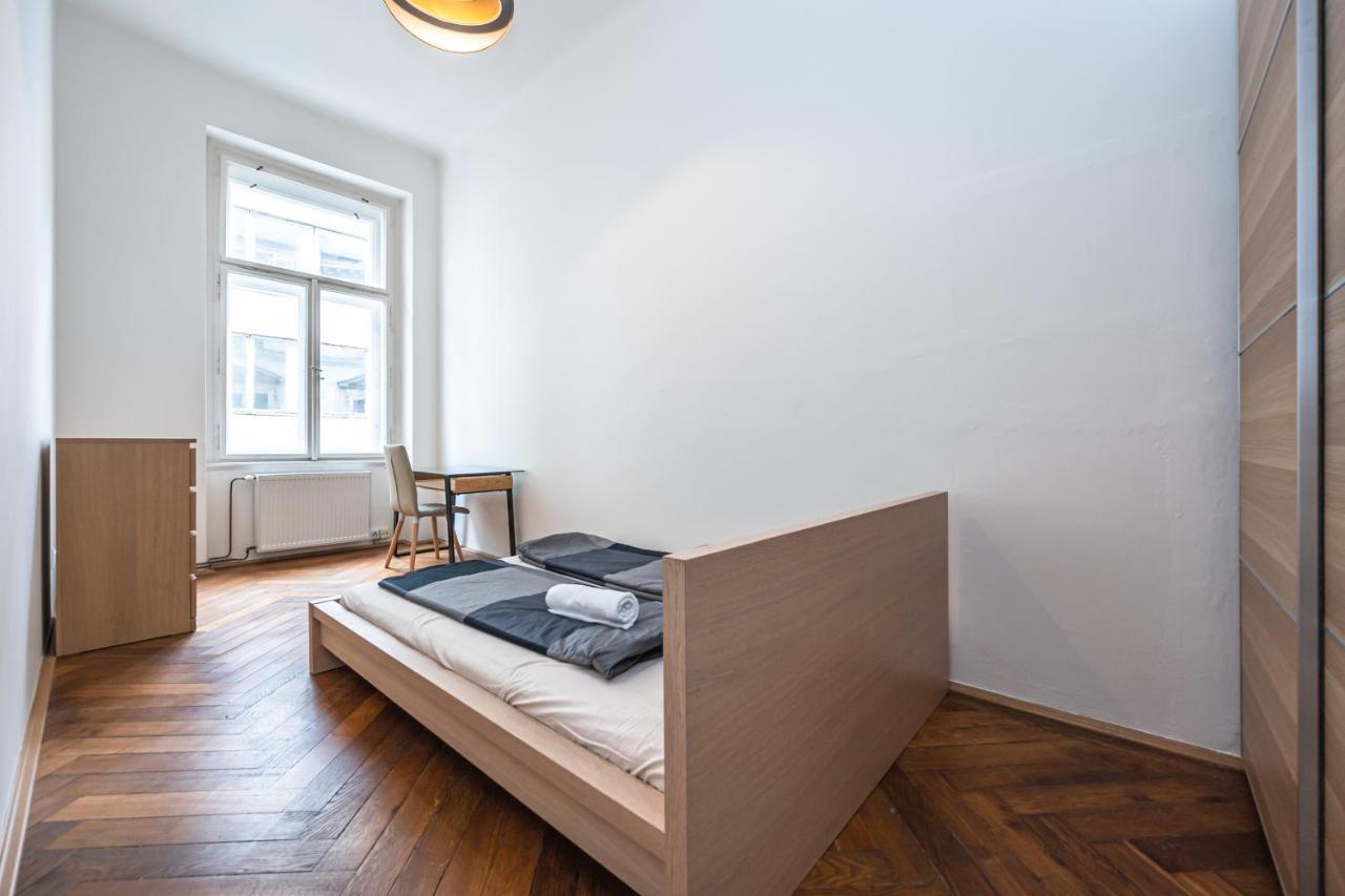 פראג New Town Central Apartment מראה חיצוני תמונה