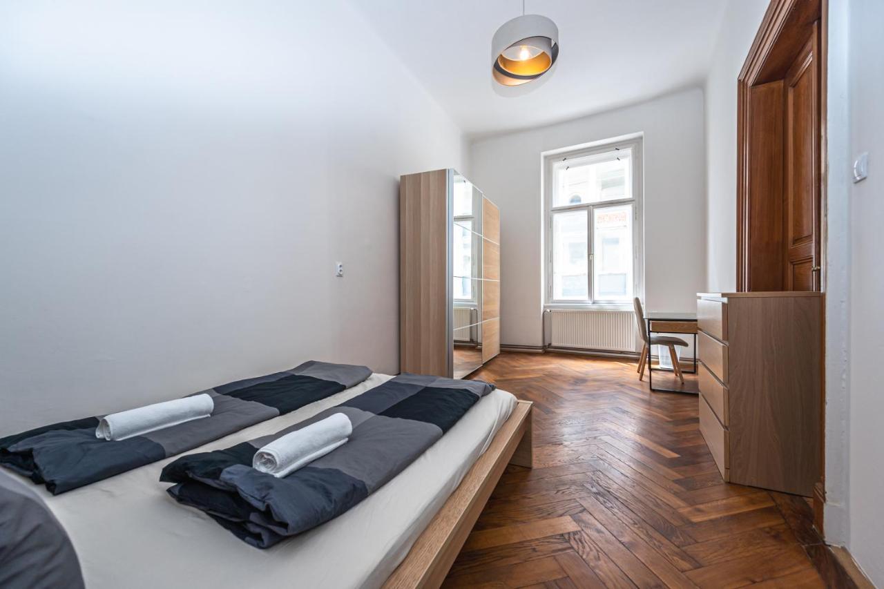 פראג New Town Central Apartment מראה חיצוני תמונה